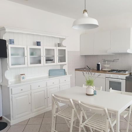 La Casa Di Mattia Appartement Pula Buitenkant foto