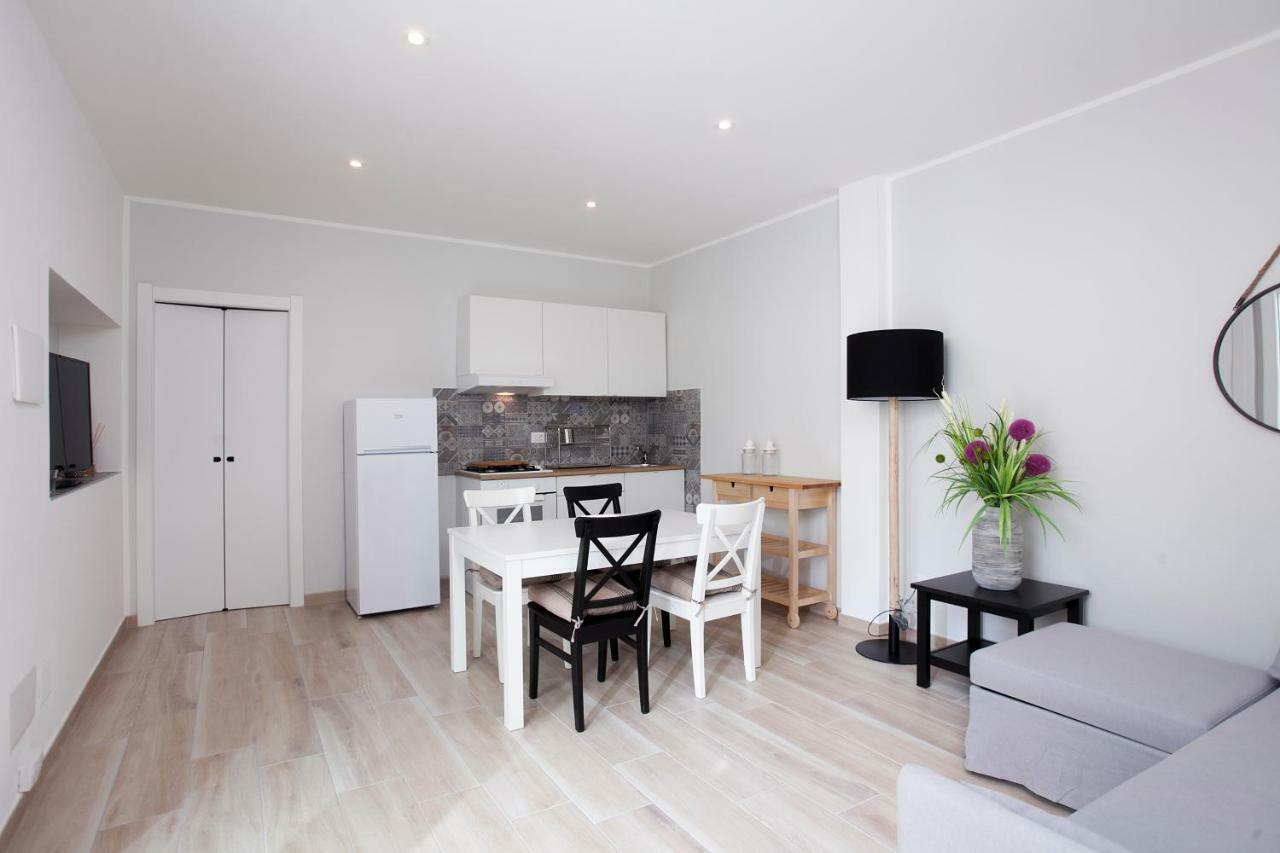 La Casa Di Mattia Appartement Pula Buitenkant foto